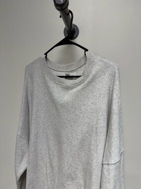 American Eagle Gray Crewneck Sweatshirt